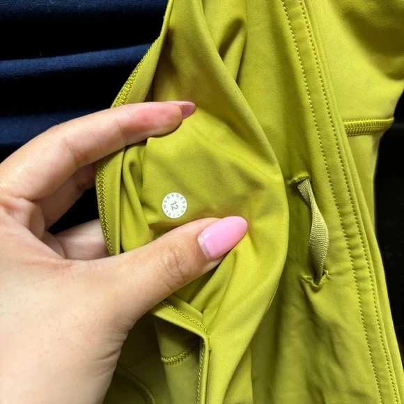 Lululemon Fast and Free Tight II 25" *Non-Reflective Nulux Golden Lime Sz 12
